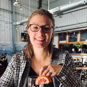 Meet your Posher, Marissa